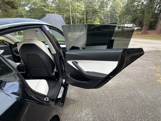Tesla Model 3 Standard Range Plus 2020
