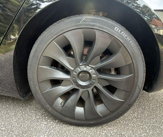 Tesla Model 3 Standard Range Plus 2020
