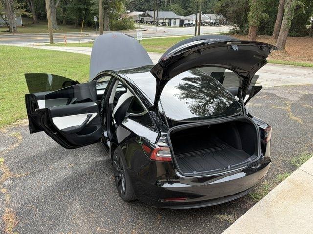 Tesla Model 3 Standard Range Plus 2020