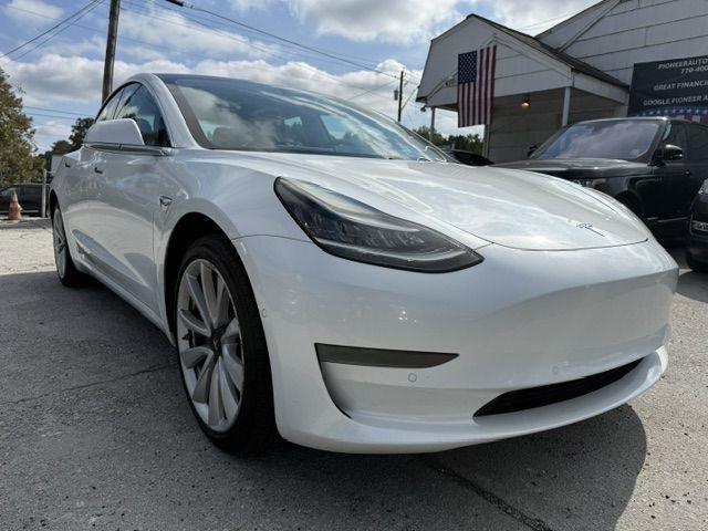 Tesla Model 3 photo 5