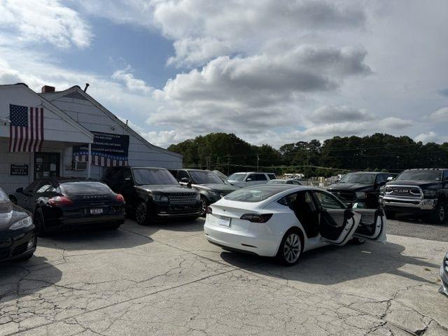 Tesla Model 3 photo 13