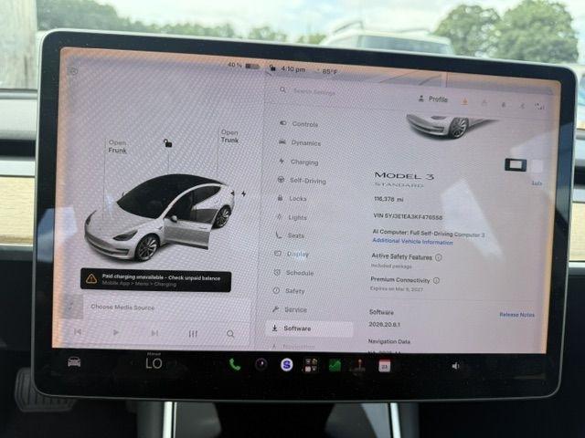 Tesla Model 3 photo 19