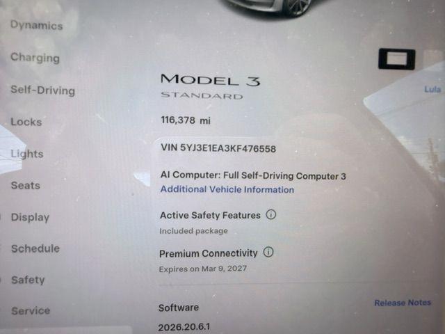 Tesla Model 3 photo 20