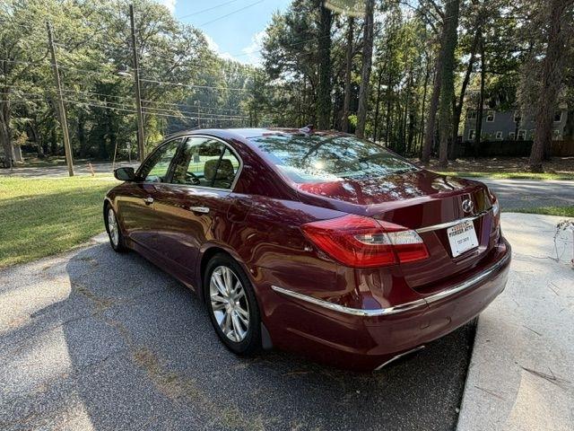 Hyundai Genesis 3.8L 2013