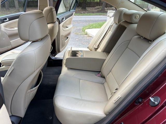Hyundai Genesis 3.8L 2013