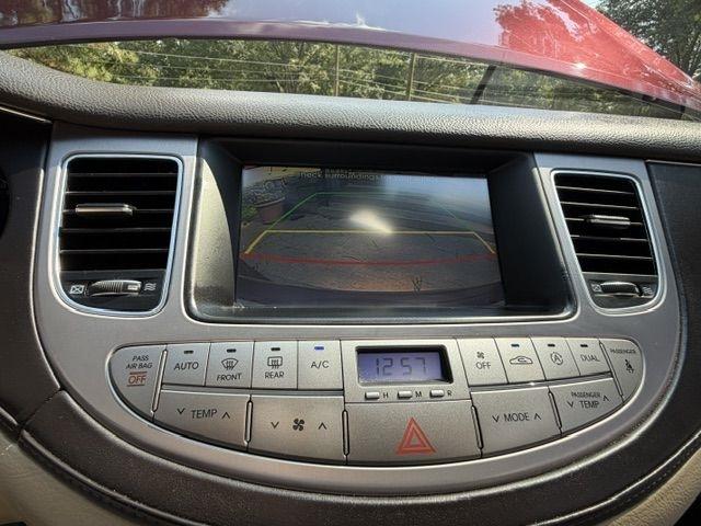 Hyundai Genesis 3.8L 2013