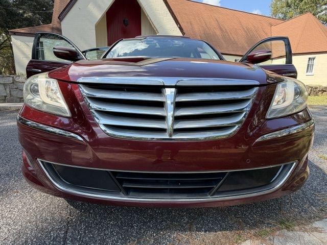Hyundai Genesis 3.8L 2013