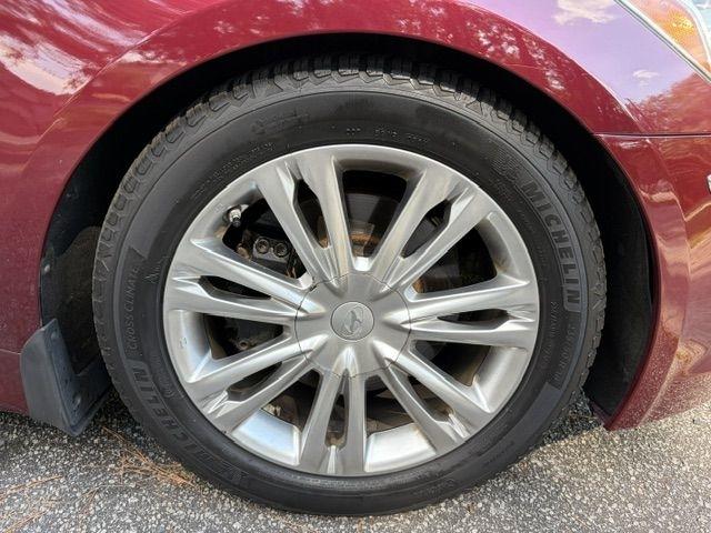 Hyundai Genesis 3.8L 2013