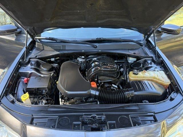 Chrysler 300 photo 6