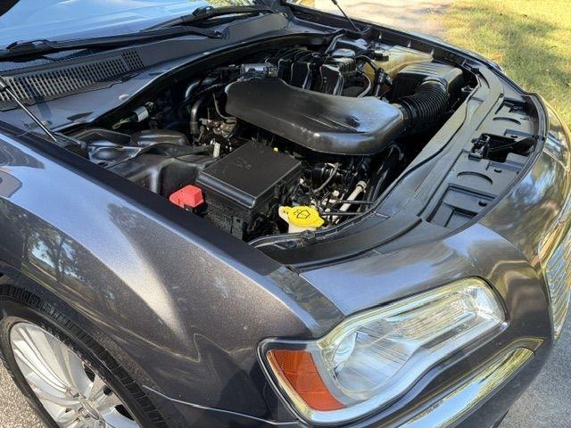 Chrysler 300 photo 36