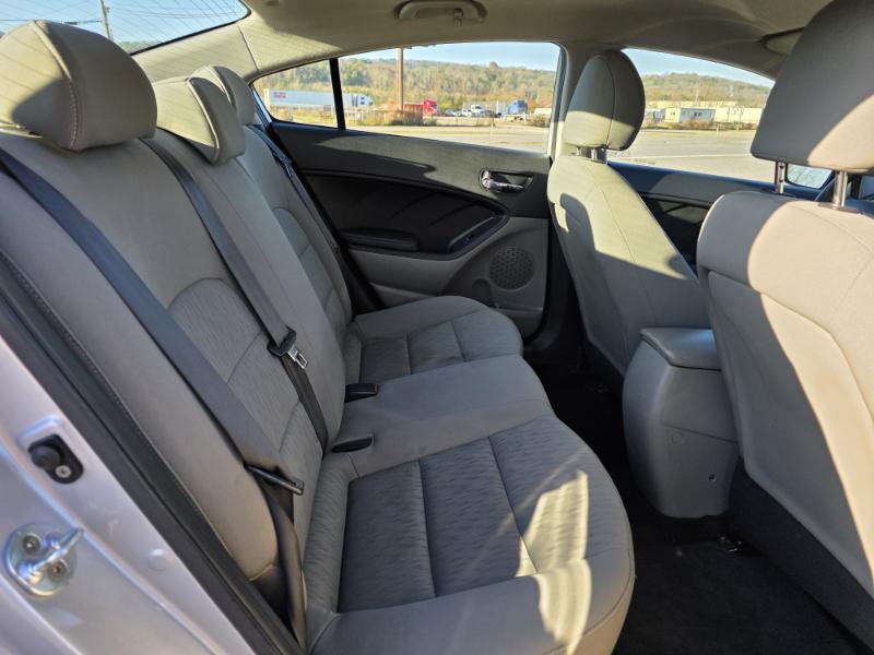 Kia Forte LX w/Popular Package 2016