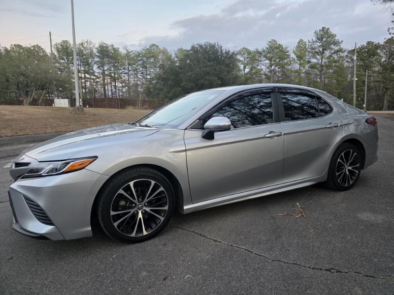 Toyota Camry SE 2018