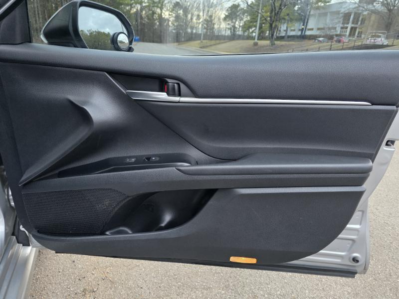 Toyota Camry SE 2018