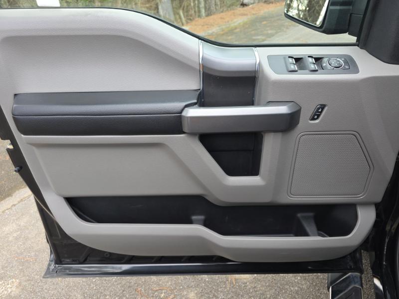 Ford F-150 XLT SuperCrew 2WD 2015