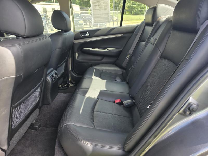 Infiniti Q40 AWD 2015