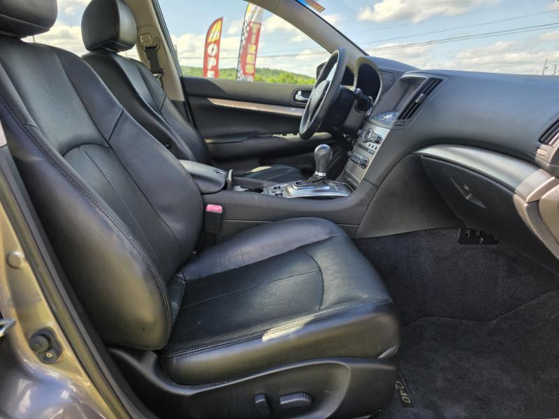 Infiniti Q40 AWD 2015