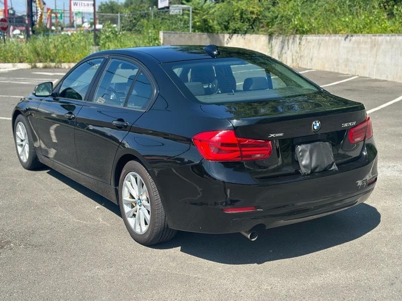 BMW 3-Series 320i xDrive Sedan 2018