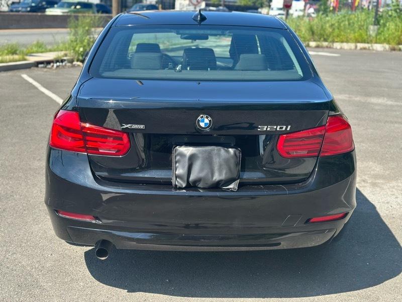 BMW 3-Series 320i xDrive Sedan 2018