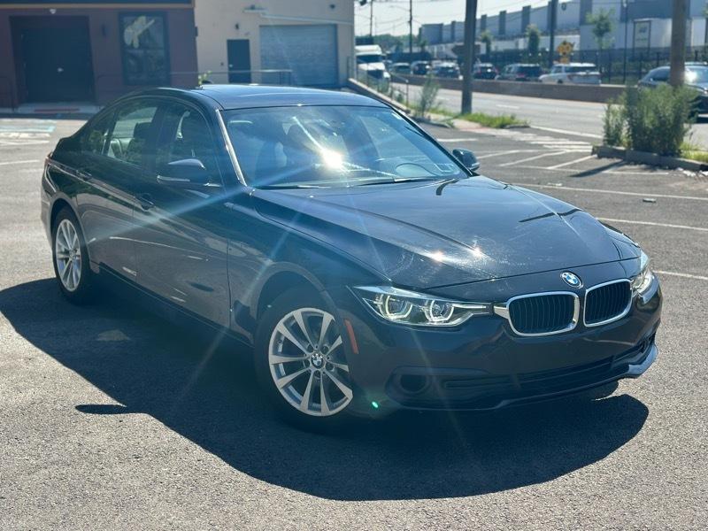 BMW 3-Series 320i xDrive Sedan 2018