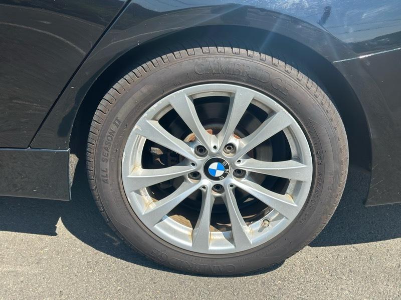 BMW 3-Series 320i xDrive Sedan 2018