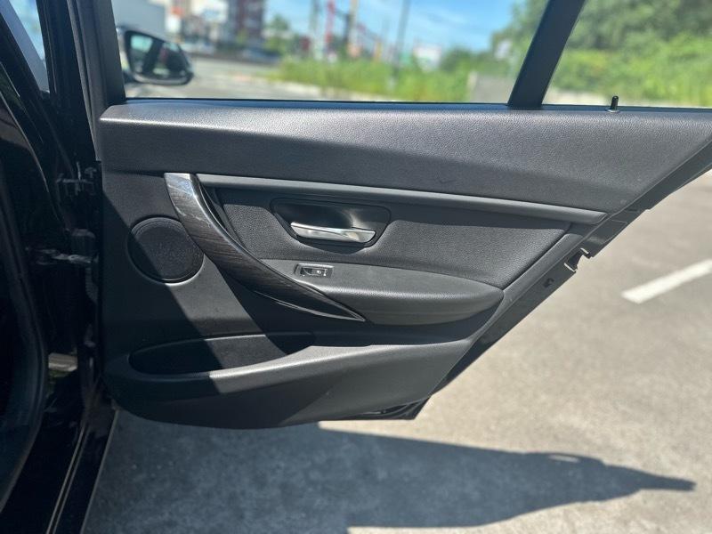 BMW 3-Series 320i xDrive Sedan 2018