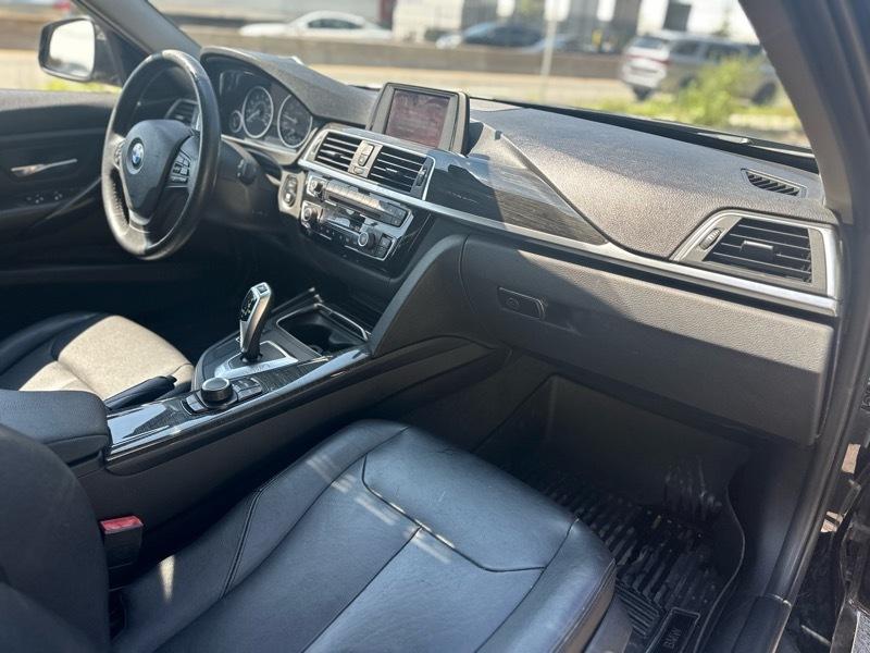 BMW 3-Series 320i xDrive Sedan 2018