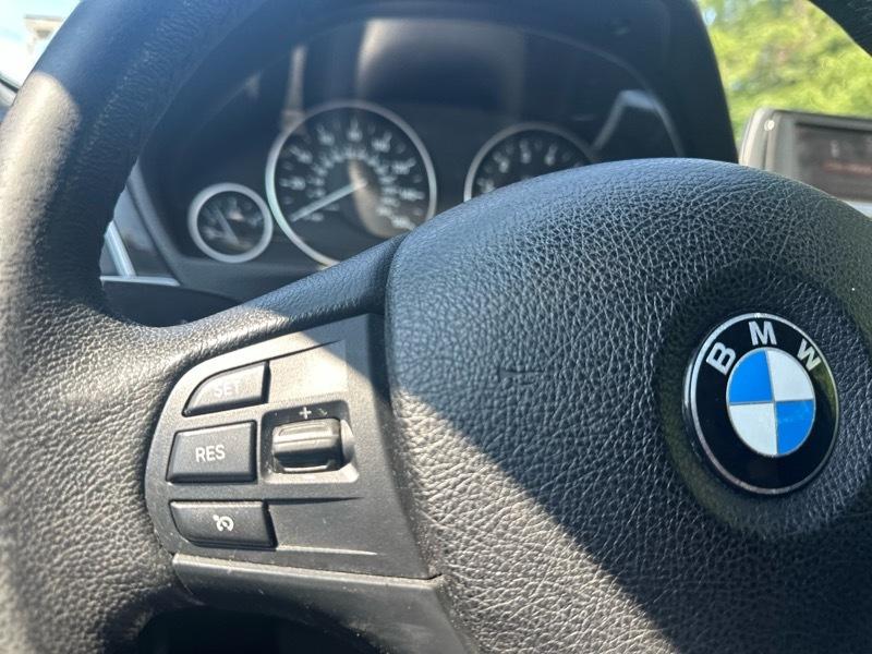 BMW 3-Series 320i xDrive Sedan 2018
