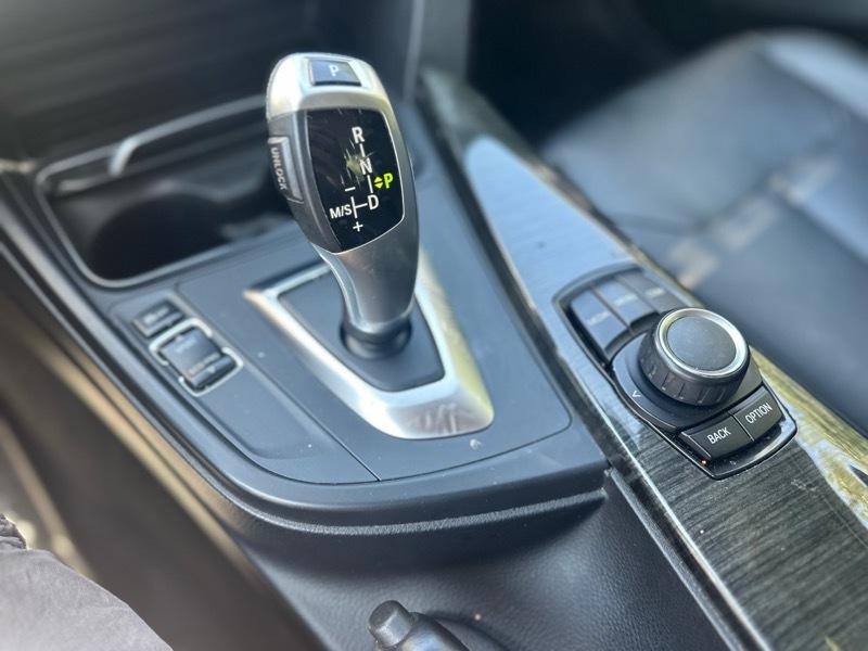 BMW 3-Series 320i xDrive Sedan 2018