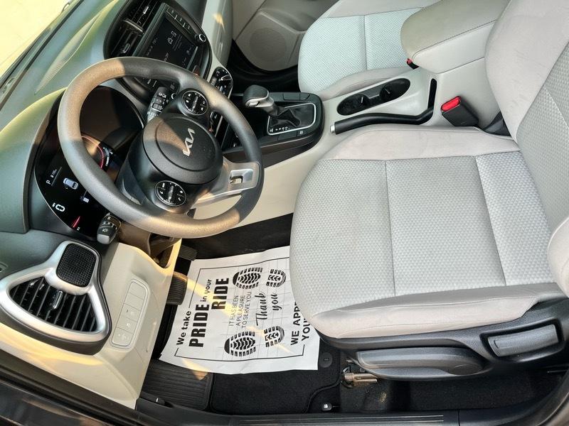Kia Soul LX CVT 2024