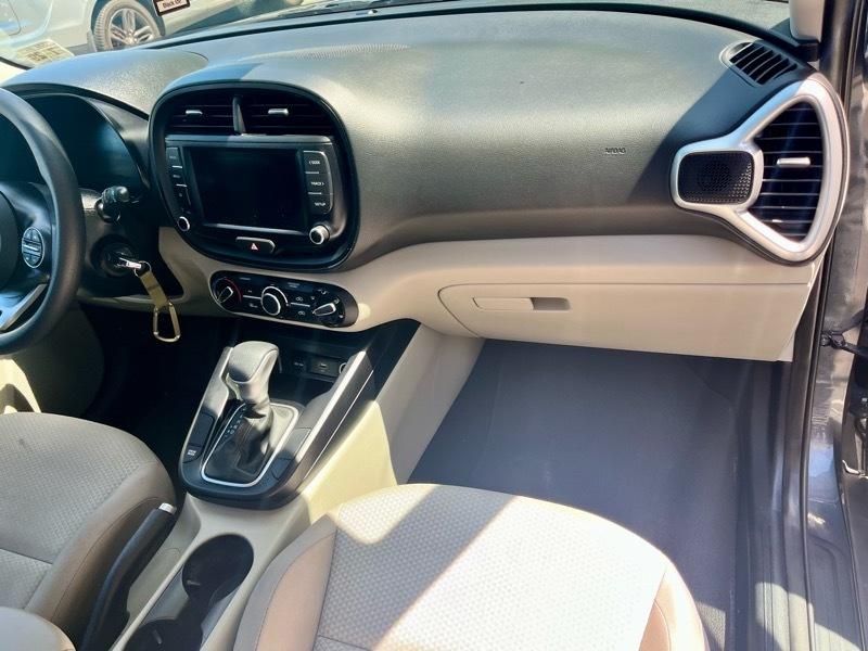 Kia Soul LX CVT 2024