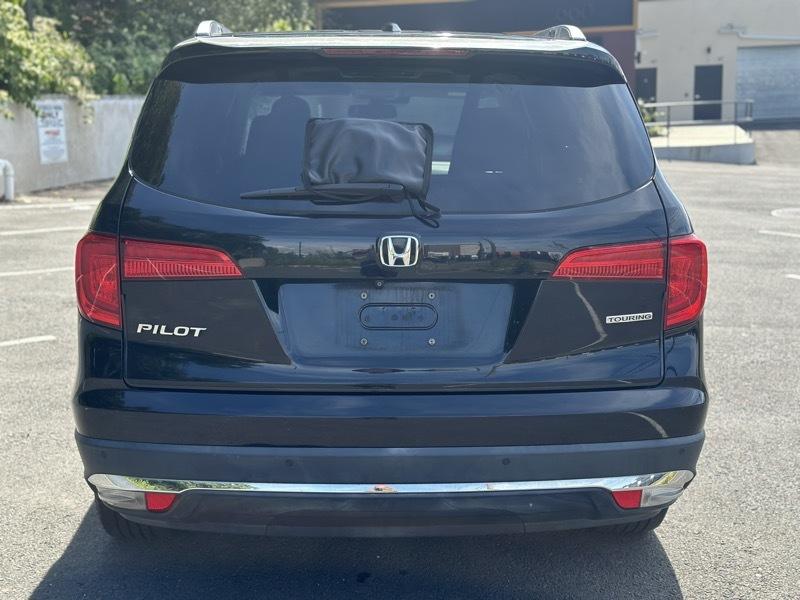 Honda Pilot Touring 2WD 2017