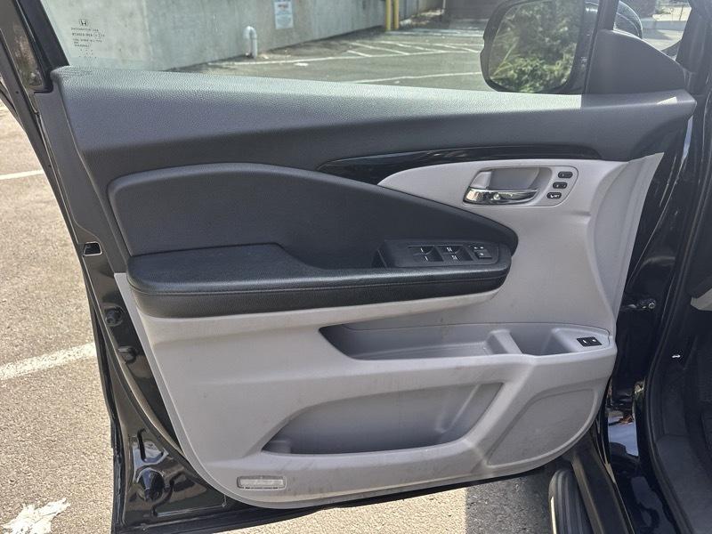 Honda Pilot Touring 2WD 2017