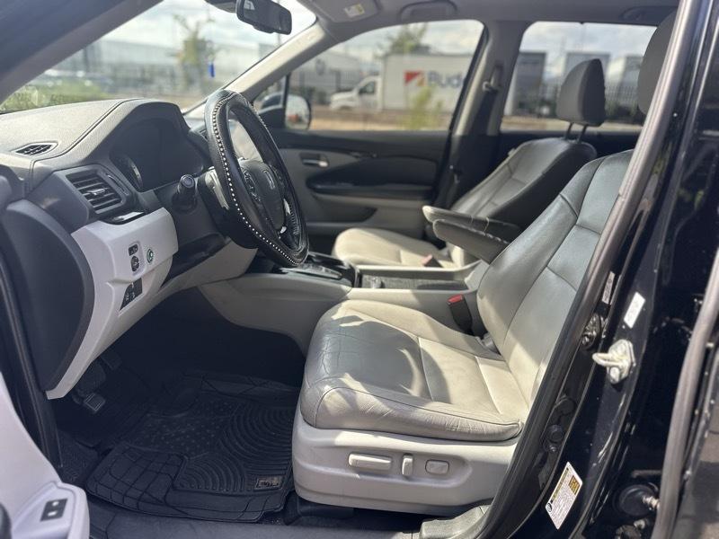 Honda Pilot Touring 2WD 2017