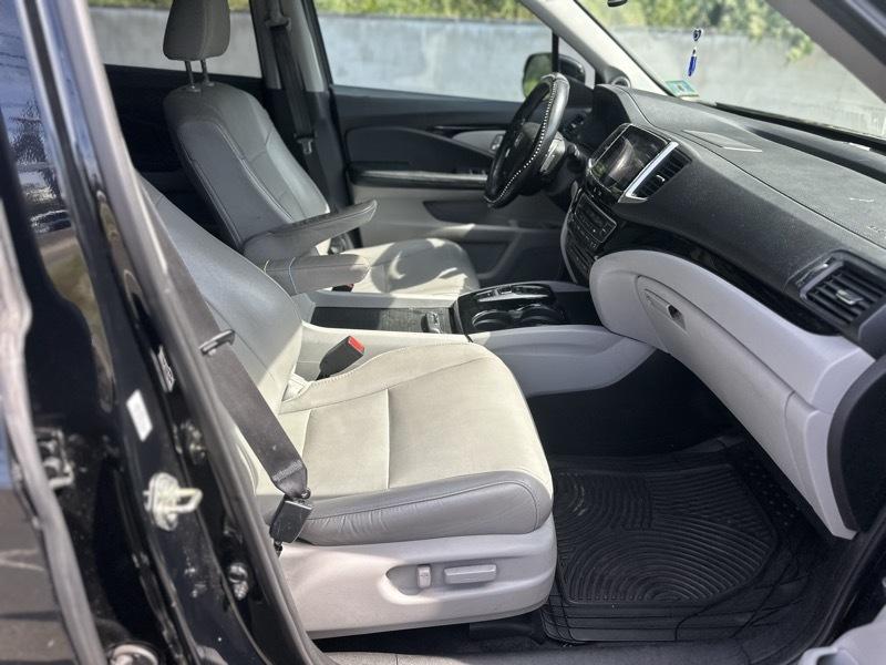Honda Pilot Touring 2WD 2017