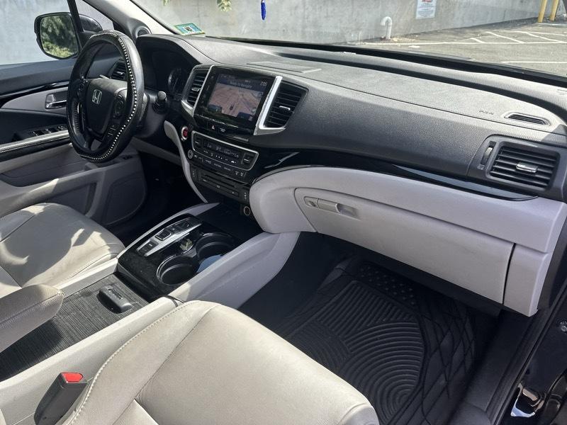 Honda Pilot Touring 2WD 2017