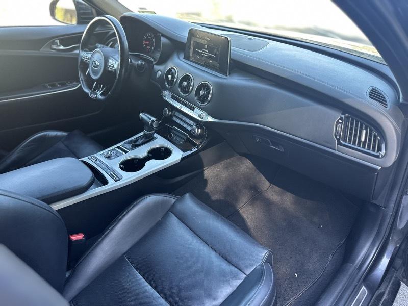 Kia Stinger GT1 AWD 2021