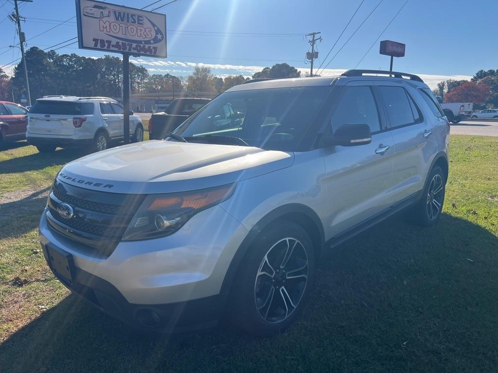 Ford Explorer Sport 4WD 2013