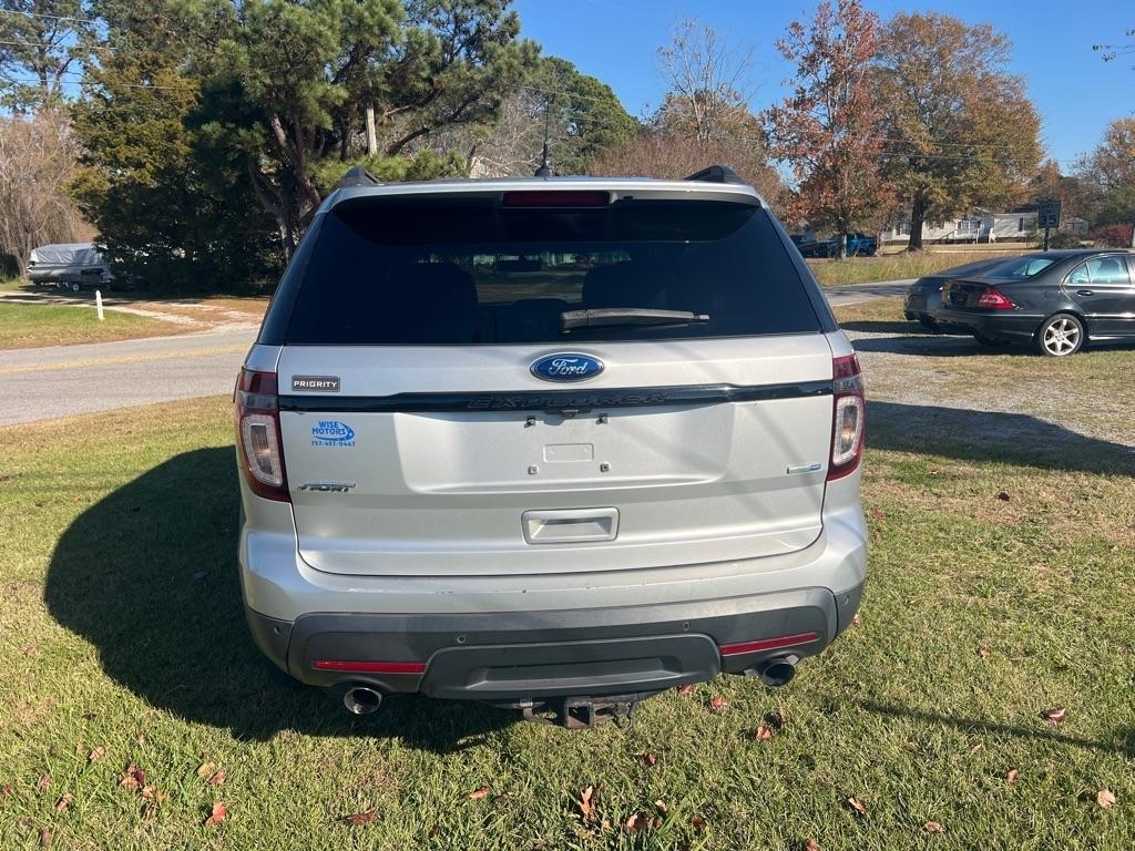 Ford Explorer Sport 4WD 2013