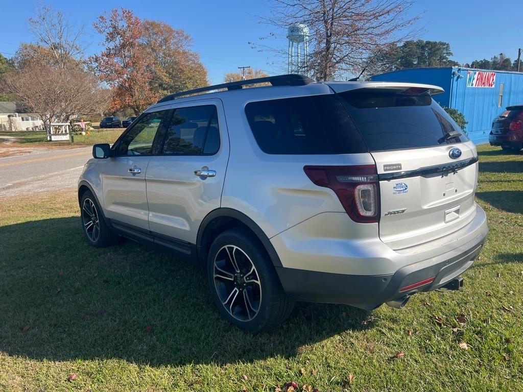 Ford Explorer Sport 4WD 2013