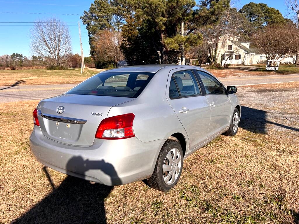 Toyota Yaris Sedan 4-Speed AT 2009