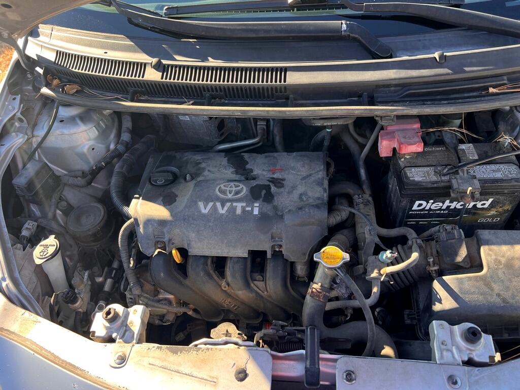 Toyota Yaris Sedan 4-Speed AT 2009