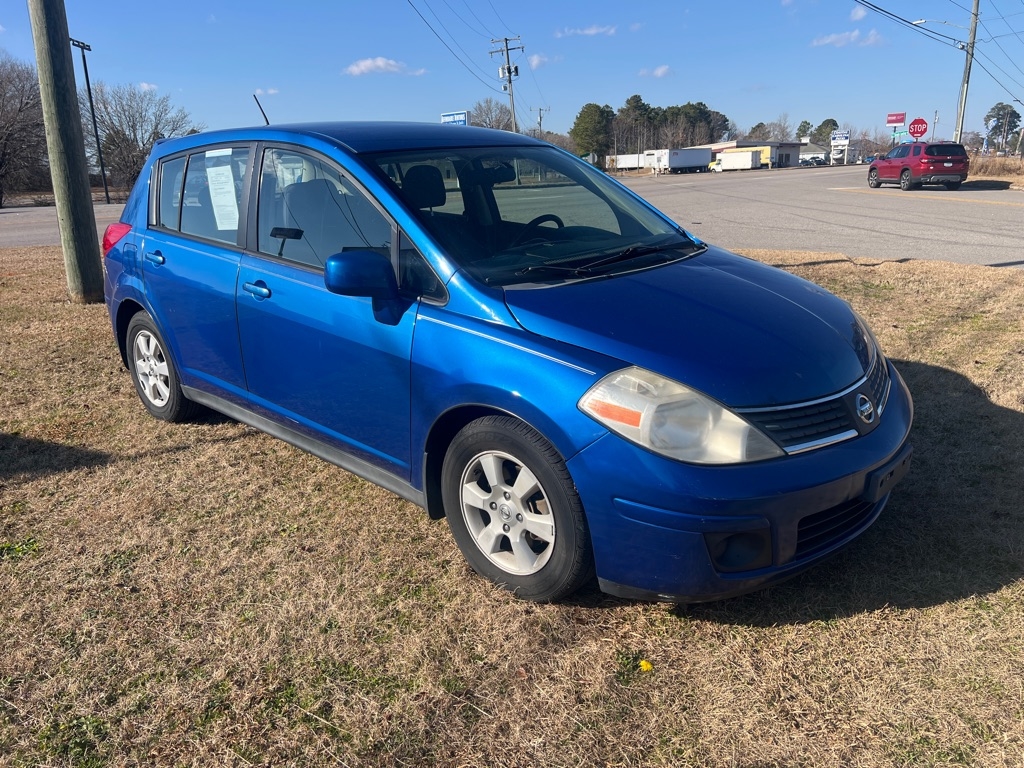 Nissan Versa 1.8 S 2008