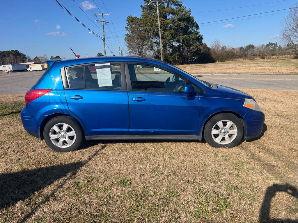 Nissan Versa 1.8 S 2008