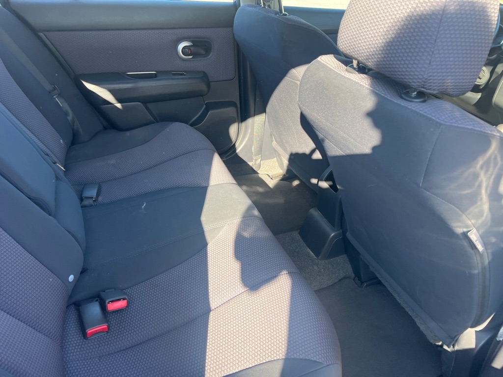 Nissan Versa 1.8 S 2008