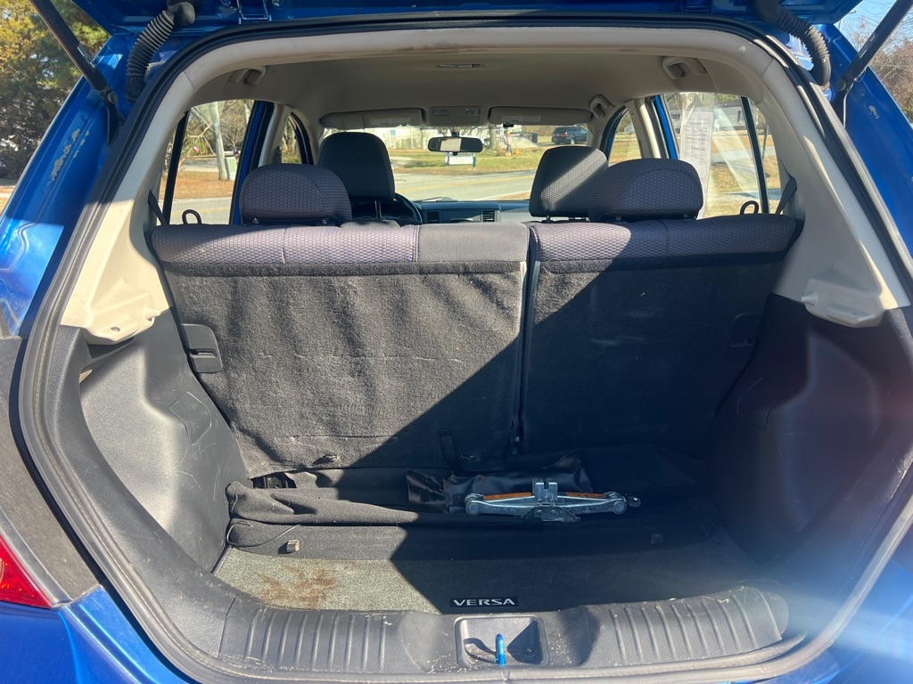 Nissan Versa 1.8 S 2008