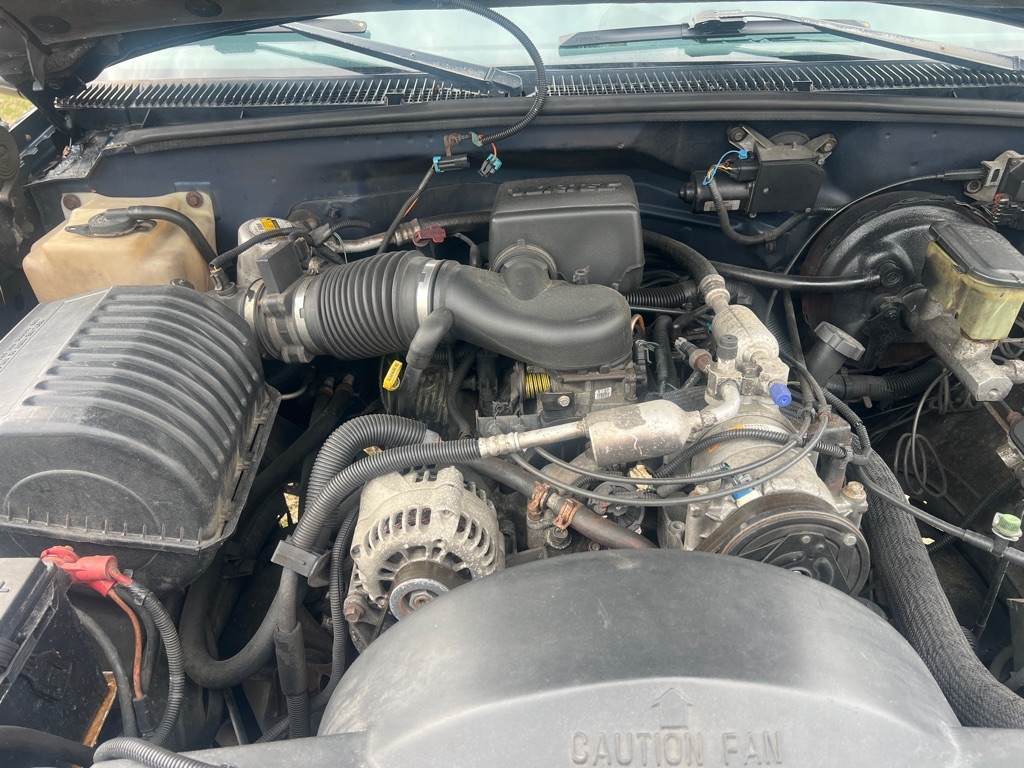 Chevrolet C/K 1500 Reg. Cab 8-ft. Bed 2WD 1998