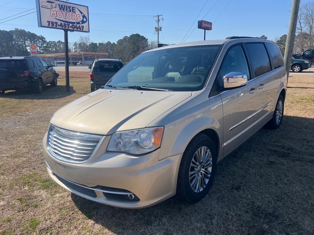 Chrysler Town & Country Touring-L 2014