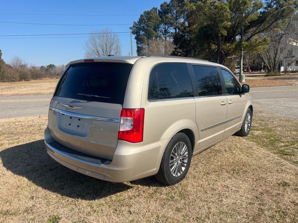 Chrysler Town & Country Touring-L 2014
