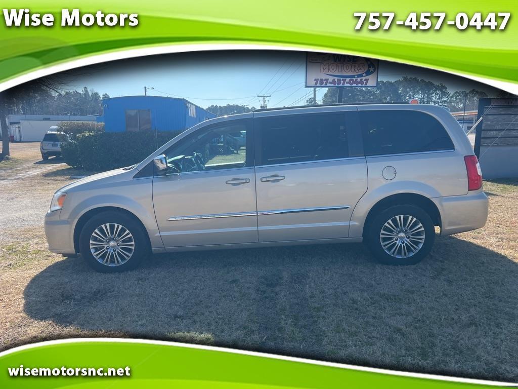 2014 Chrysler Town & Country Touring-L