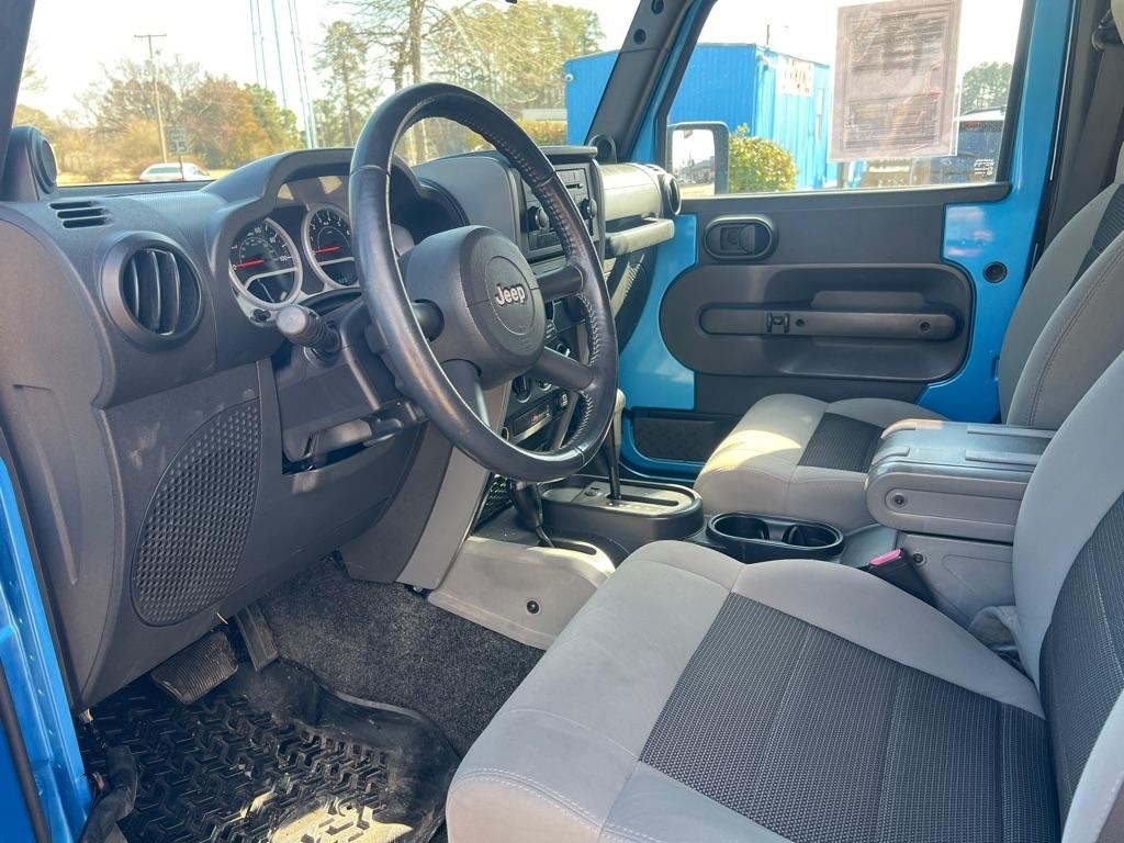 Jeep Wrangler Sport 4WD 2010